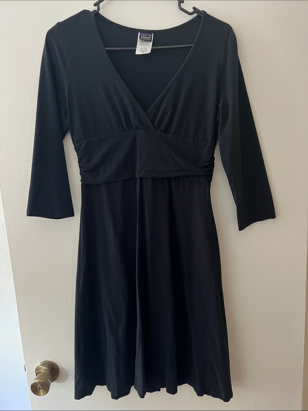 Patagonia Black V-Neck Empire Waist Midi Dress